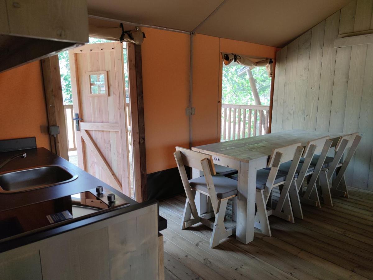 מלון Arzúa Teiraboa Base Camp מראה חיצוני תמונה