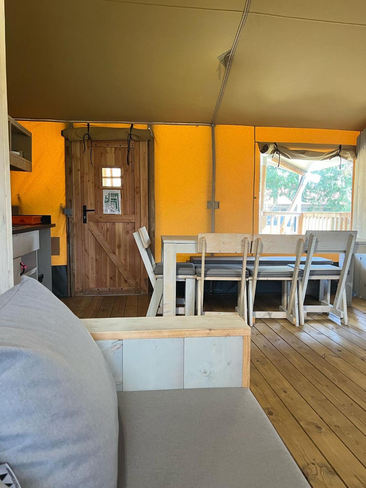 מלון Arzúa Teiraboa Base Camp מראה חיצוני תמונה
